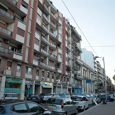 Dg _ Studio & Office_ Vendégház Bari
